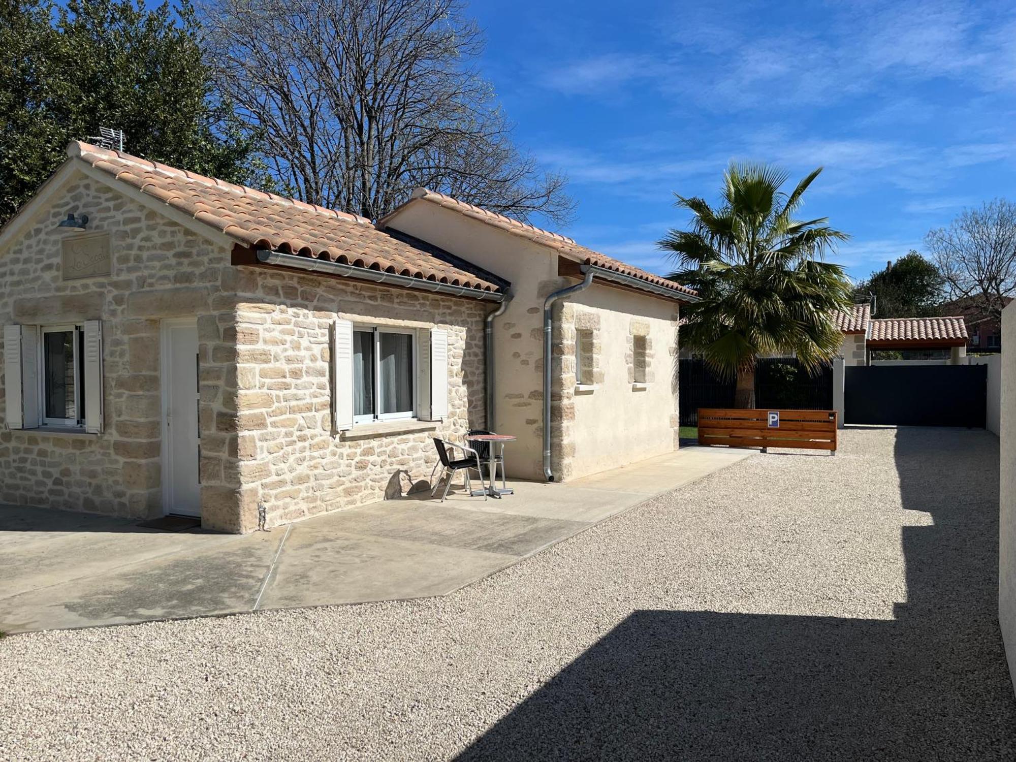 Petite Maison refaite à neuf proche plage Vila Mèze Exterior foto